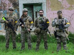 2026-15-16 Jogo Boots on the Ground