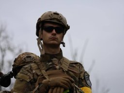 2026-15-16 Jogo Boots on the Ground